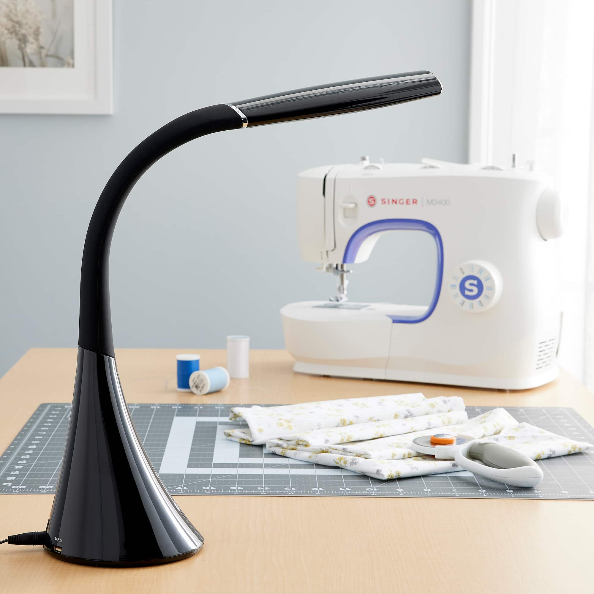 Ottlite Swerve Led Desk Lamp
